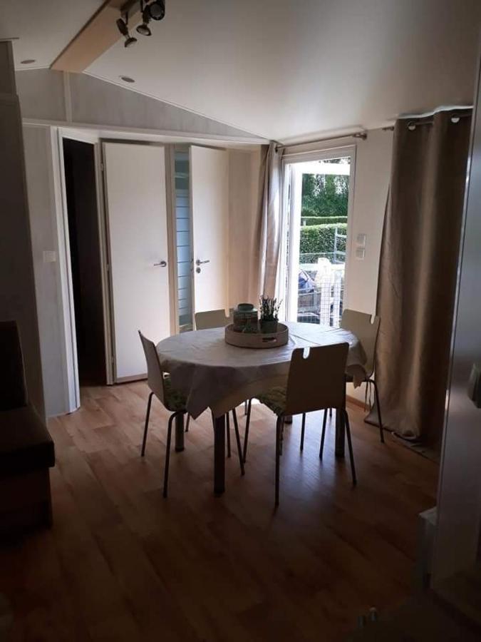 Luxueuze Stacaravan In Bredene Met Eigen Terras En Tuintje Εξωτερικό φωτογραφία